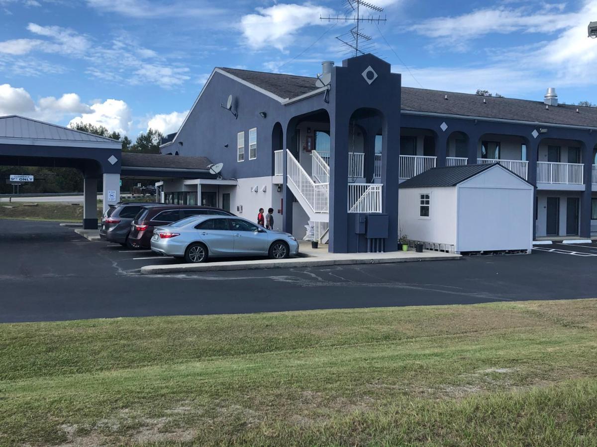 Budget Motel